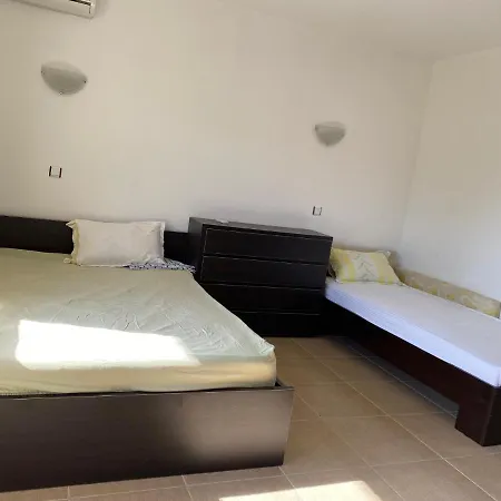 The Modern In The Ancient Apartman
